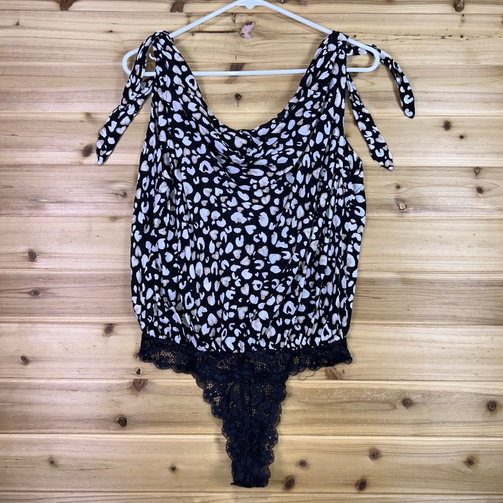 Free People Intimately Bodysuit Womens Small Bare It All Leopard Print Lace